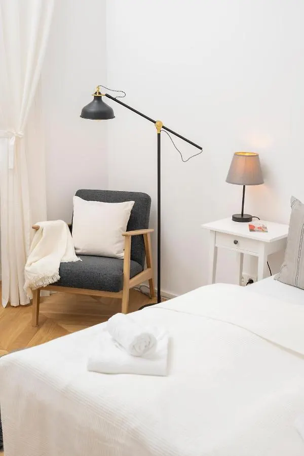 Hideaway Brigittenau Vienna 0*,