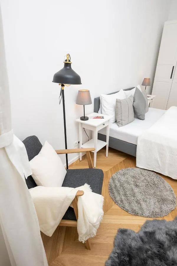 Apartment Hideaway Brigittenau Vienna